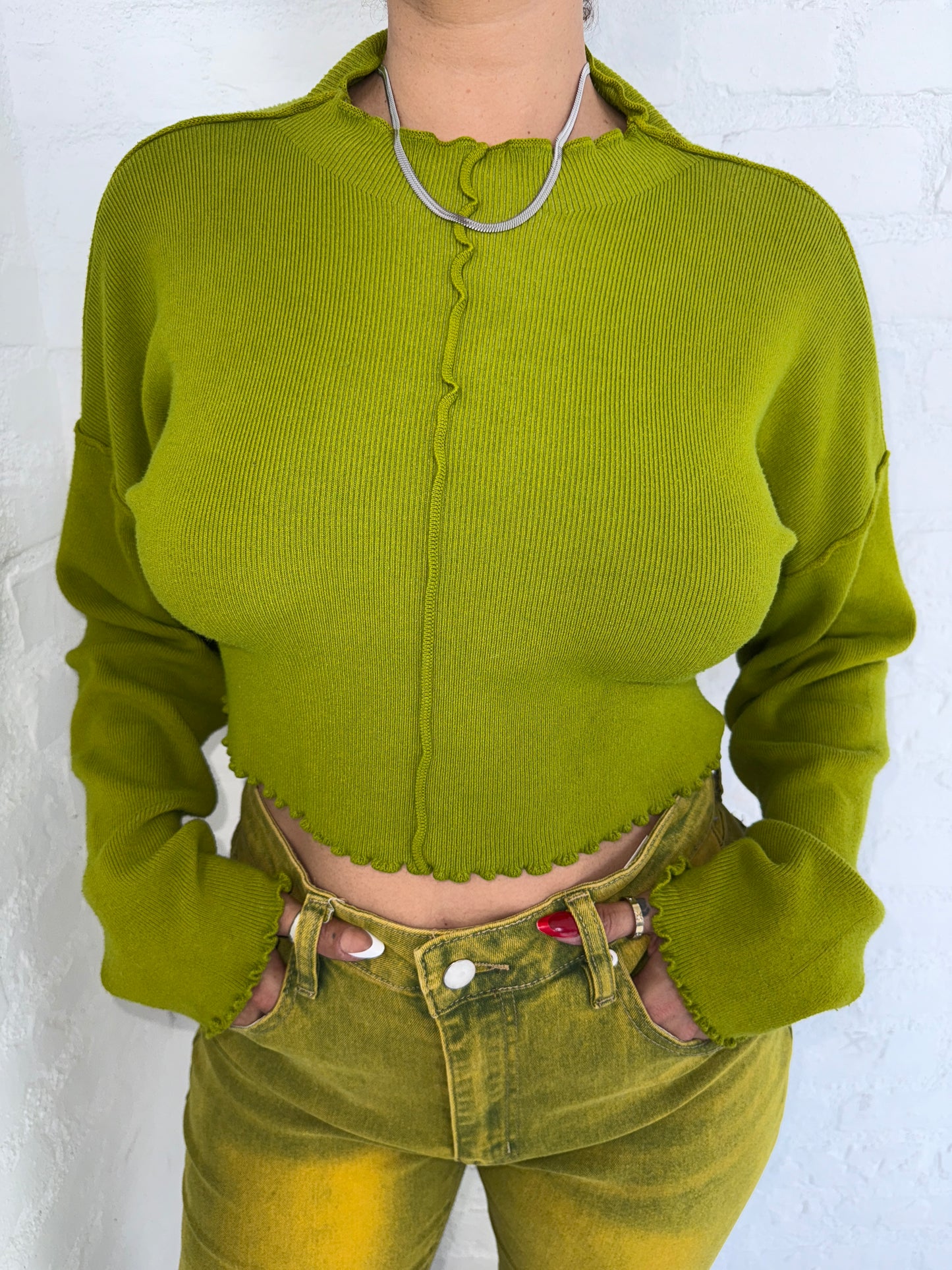 LONG SLEEVE RIBBED KNIT