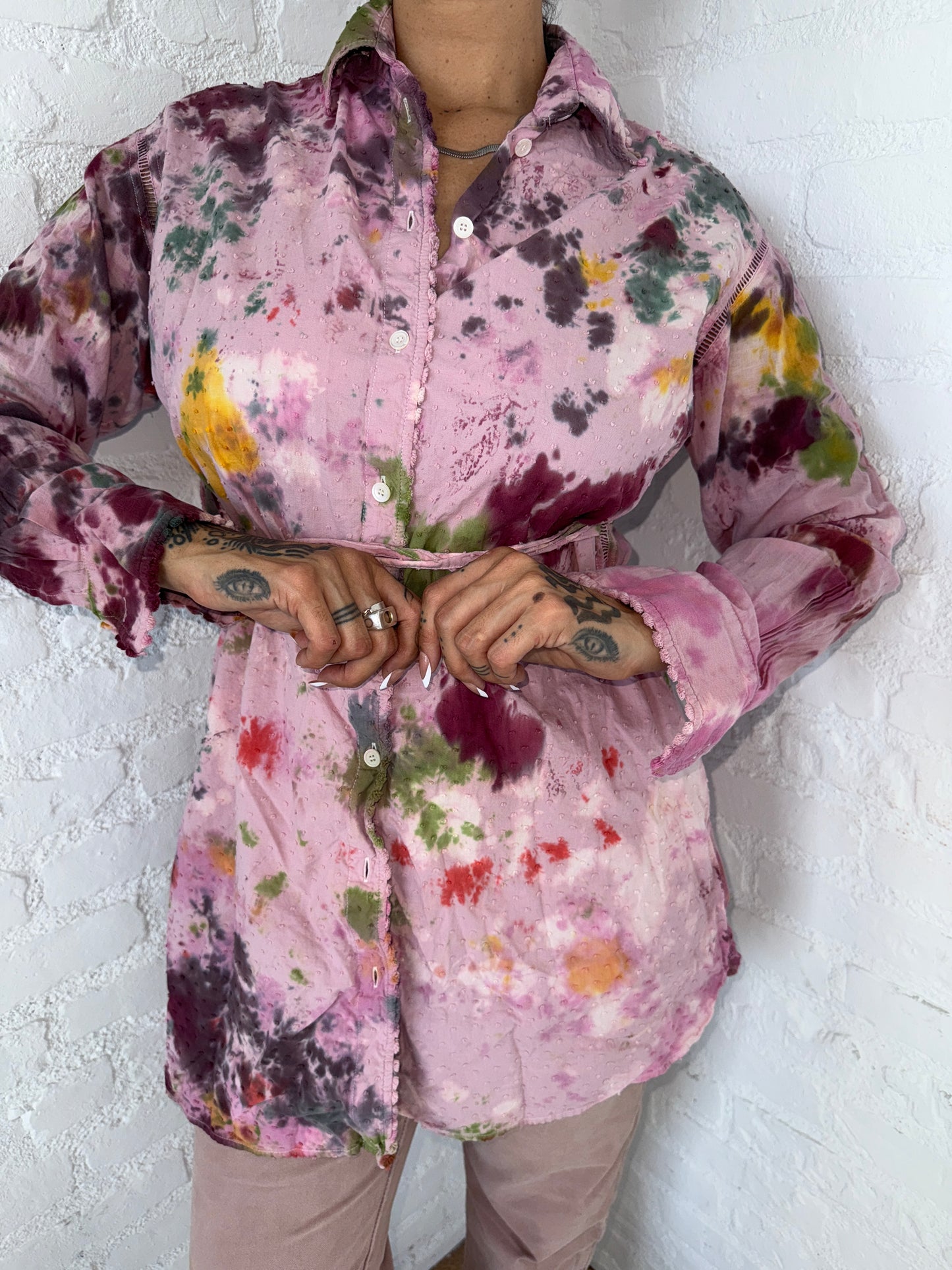 LONG SLEEVE BUTTON UP