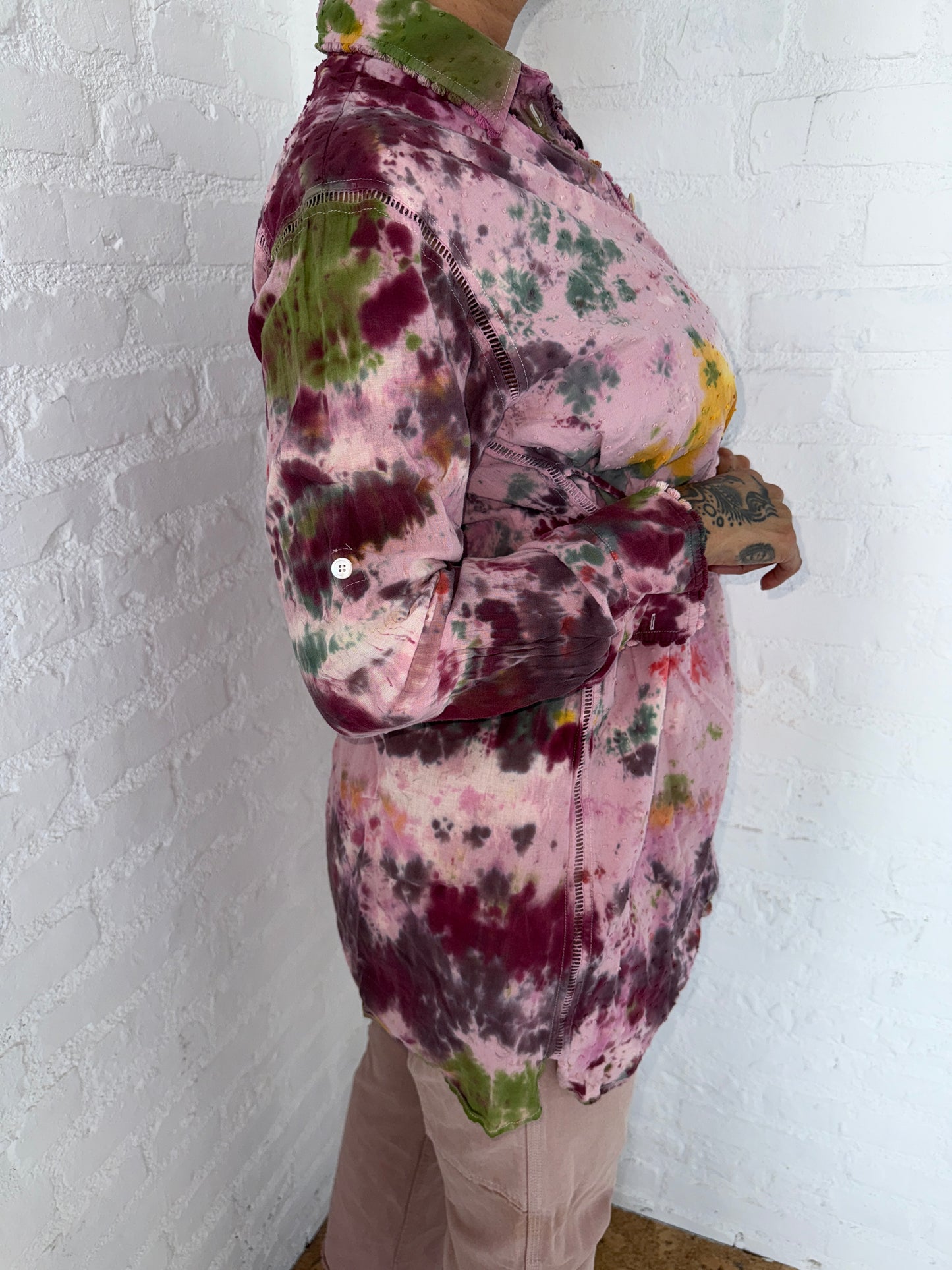 LONG SLEEVE BUTTON UP